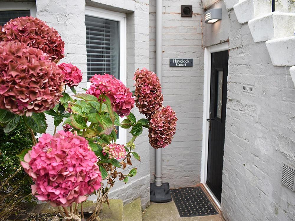 Havelock Court Apartment Whitby Esterno foto