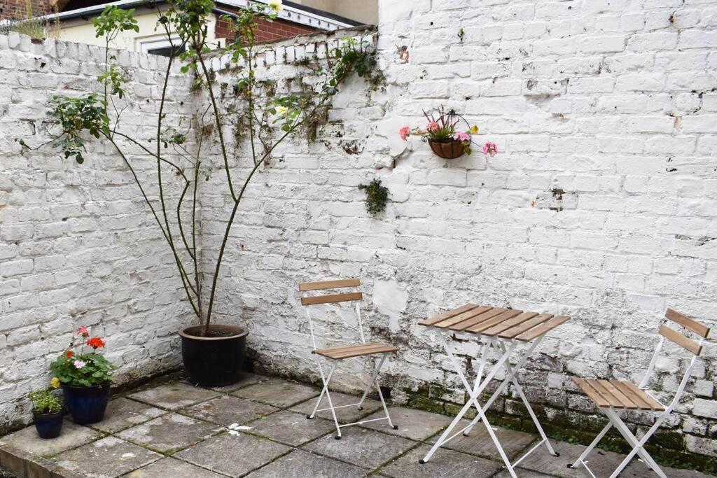 Havelock Court Apartment Whitby Esterno foto